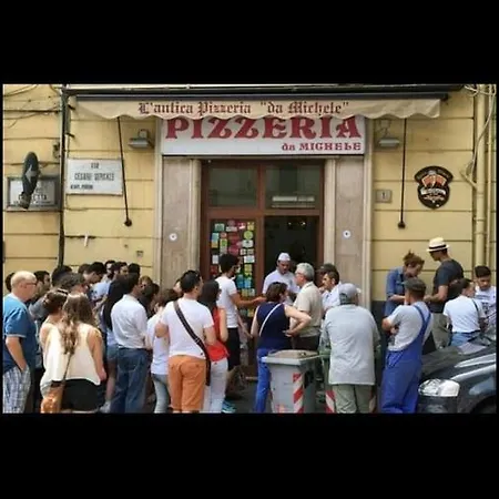 Benvenuti A Sud 2 * Неаполь