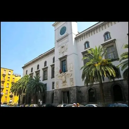 Benvenuti A Sud 2 * Неаполь