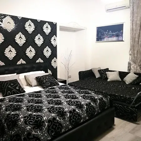 Benvenuti A Sud 2 * Napoli